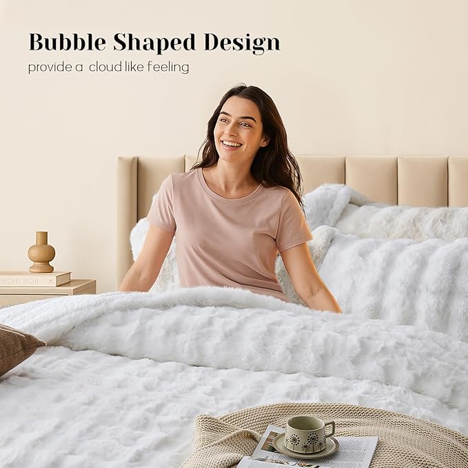 DAICO 3 Pieces Fluffy Faux Rabbit Fur Comforter Set Queen Size White Plush Fuzzy Bubble Comforter Bedding Set Warm Cozy Bedding Comforter Sets for Winter, 1 Comforter and 2 Pillowcases