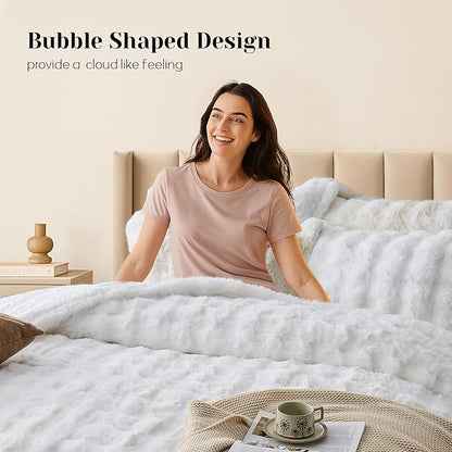 DAICO 3 Pieces Fluffy Faux Rabbit Fur Comforter Set Queen Size White Plush Fuzzy Bubble Comforter Bedding Set Warm Cozy Bedding Comforter Sets for Winter, 1 Comforter and 2 Pillowcases