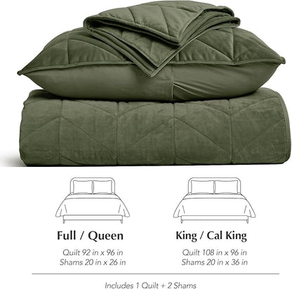 EVERGRACE 3 Pieces Luxurious Queen Velvet Quilts, Ultra Soft Lightweight Velvet Comforter Set, Matelasse Oversized Bedspread Coverlet for All Season with 2 Shams, Olive Green, 92"x96"