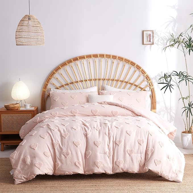 Boho Tufted Comforter Set Queen Size Pink Heart Tufted Textured Bedding Set 3 Pieces Farmhouse Shabby Chic Embroidery Bed Set Soft Jacquard Comforter for All Season with 2 Pillowcases