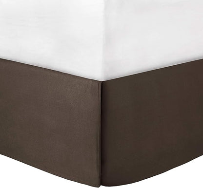 Madison Park Cozy Comforter Set Casual Blocks Design All Season, Matching Bed Skirt, Decorative Pillows, Full(82"x90"), Dune Suede, Beige Brown, 7 Piece