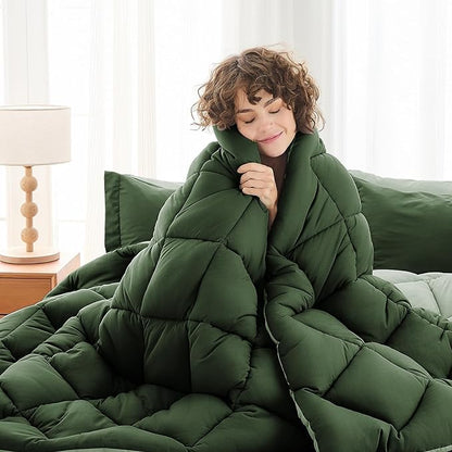 MUXHOMO 7 Pieces King Comforter Set, Reversible Bed in a Bag King Size, All Season Bedding Set with Comforter, Flat Sheet, Fitted Sheet, Pillowcases & Shams, Dark Green & Light Green