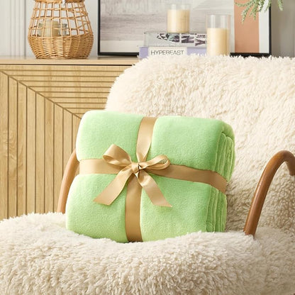 Hansleep Fleece Grass Green Throw XL Blanket, Super Soft Flannel Fuzzy Plush Cozy Blanket for All Seasons, Grass Green, Throw XL 50x70 Inches