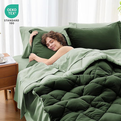 MUXHOMO 7 Pieces Oversized Queen Comforter Set, Reversible Bed in a Bag Oversized Queen Size, All Season Bedding Set, Flat Sheet, Fitted Sheet, Pillowcases & Shams, Dark Green & Light Green