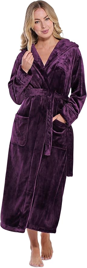 Turquaz Oversize Premium Luxury Ultra Soft Warm Robes for Women Plush Fleece Bathrobe for Women with and Spacious Pockets