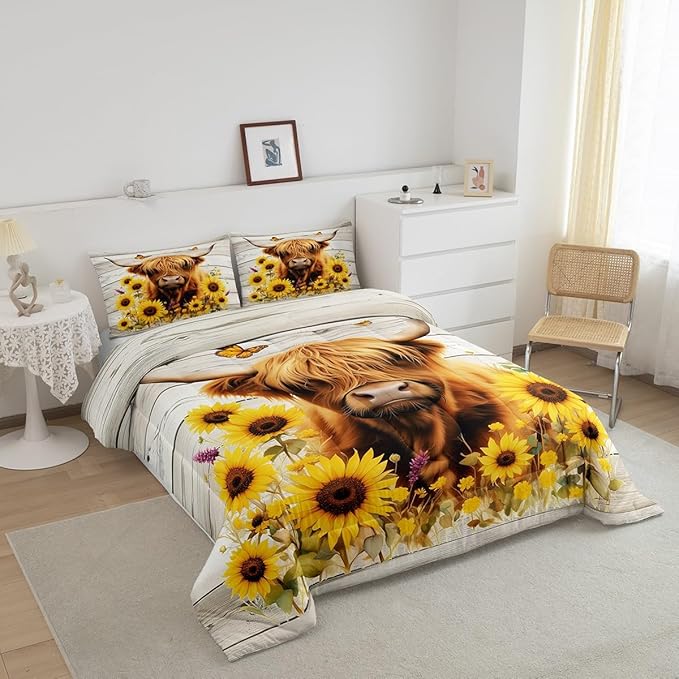Feelyou Highland Cow Comforter Set Toddler Size Highland Cattle Comforter for Boys Girls Teens Animal Bedding Set Wildlife Duvet Set Room Decor Yellow Beige Quilt Set