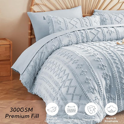 MR&HM Dusty Blue Boho Comforter Set Queen, Tufted Boho Bedding Set, Farmhouse Shabby Chic Bed in a Bag with 1 Comforter, 2 Pillow Shams, 2 Pillowcases, 1 Flat Sheet, 1 Fitted Sheet for All Seasons