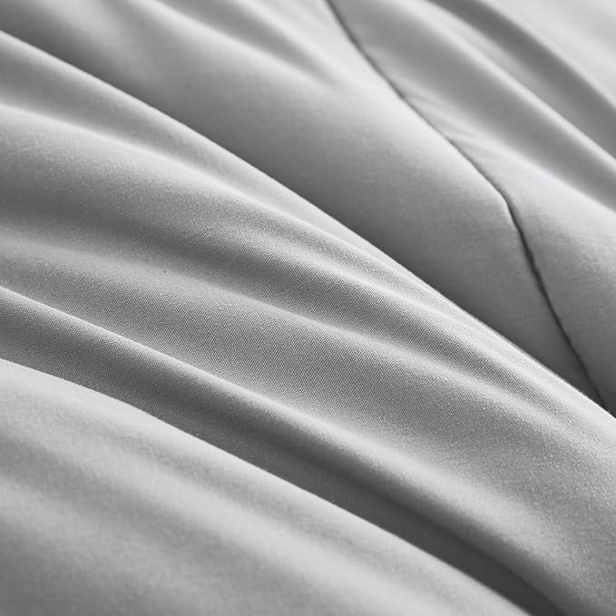 Maple&Stone Twin Comforter Set Grey, 5 Pieces Bed in a Bag - Down Alternative Bed Set with Comforter, Sheets, Pillowcases & Shams, All Season Lightweight Bedding Set, Light Grey