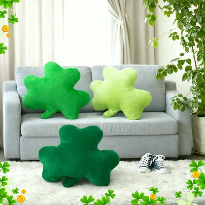 Huwena 3 Pcs St Patrick's Day Pillow Shamrock Shaped Plush Throw Pillows Green Stuffed Shamrock Decorative Cute Soft Saint Patrick's Day Decorations for Irish Office Couch Sofa Home Bedroom