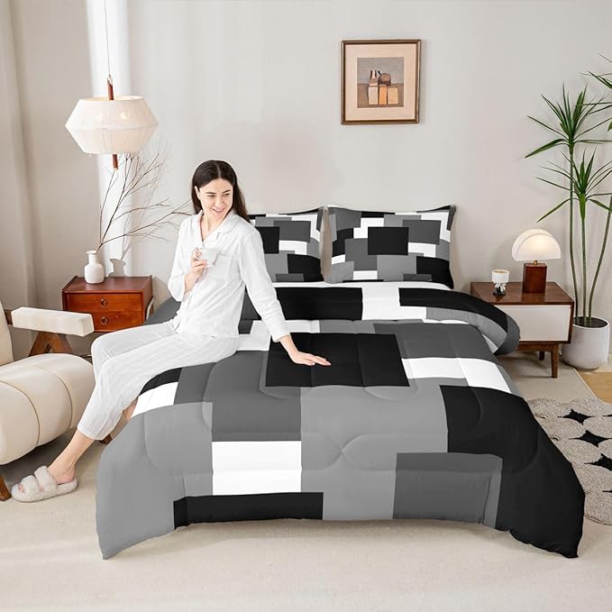 Castle Fairy Black Grey Twin Size Comforter Set for All Seasons,Black White Geometric Bedding Set Teens Bedroom Decor,Modern Square Splicing Comforter Inner Fill with 1 Pillowcase