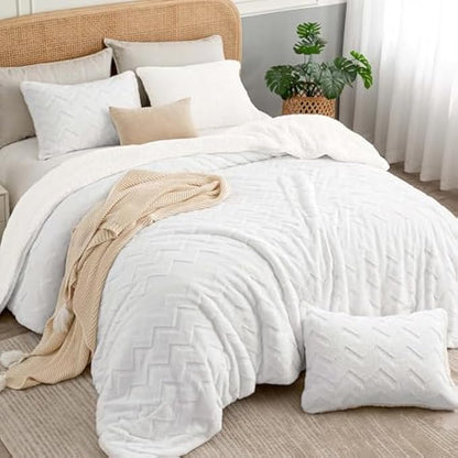 BEDELITE Fluffy Full Size Comforter Set - Super Soft Sherpa White Comforter for Full Size Bed, Luxury Warm Bedding Set for Winter, Fuzzy Bed Set 3 Pieces (1 Comforter, 2 Pillowcases)