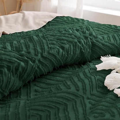 Andency Dark Emerald Green Comforter King Size Set, 3 Pieces Boho Bedding Set & Collections, Farmhouse Tufted Forest Green Bedding Comforter Sets for King Bed (1 Comforter 104x90In, 2 Pillowcases)
