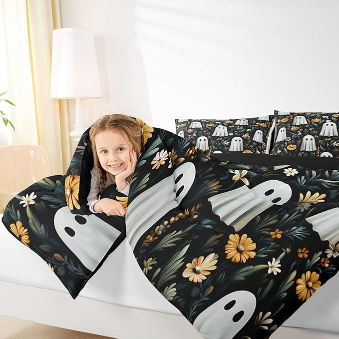 Erosebridal Spooky Halloween Boho Black King Size Comforter Set, Cute Ghost Bedding Set for Kids Boys Girls Teens Women Men Halloween Decor, Black Bohemian Floral Comforter, Retro Horror Theme Quilt