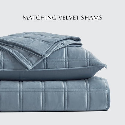 EVERGRACE 3 Pieces Luxurious Velvet Quilt King Size, Ultra Soft Bedspread Coverlet Set, Double Box Stitch Lightweight Velvet Comforter for All Season with 2 Shams, Blue Linen, 108"x96"
