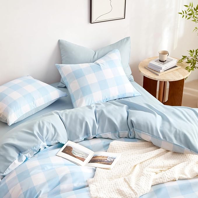 Wake In Cloud - Gingham Comforter Set, Plaid Buffalo Check Checkered Cottagecore Cute Geometric, Soft Lightweight Bedding, 3 Pieces, Light Blue White, Twin/Twin XL Size