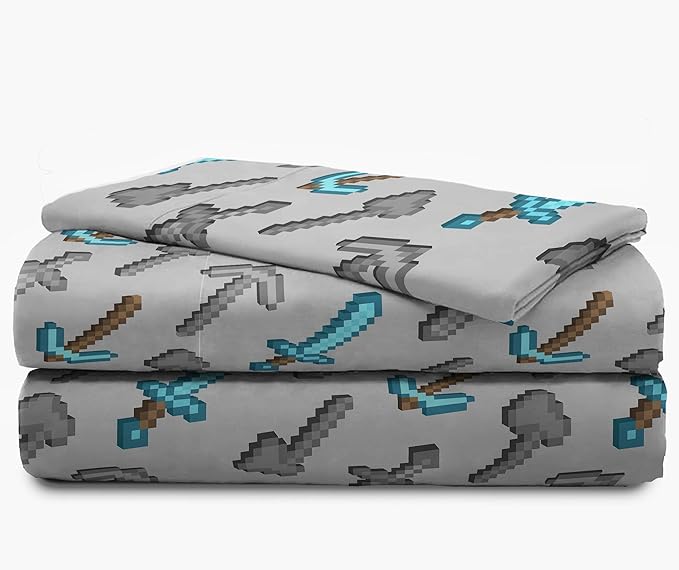 Jay Franco Minecraft Isometric 4 Piece Twin Bed Set - Includes Comforter & Sheet Set - Bedding Features Creeper - Super Soft Fade Resistant Polyester - (Official Minecraft Product)