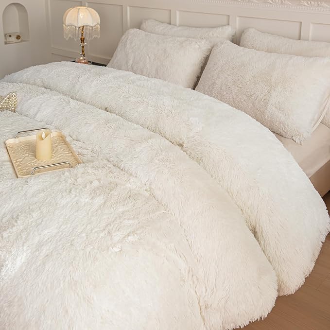 chovy Faux Fur Plush White Comforter Sets Full/Queen - Ultra Soft Shaggy Flannel Velvet Fluffy Fuzzy 3PC Bedding Set （Comforter x 1 Pillowcases x 2）