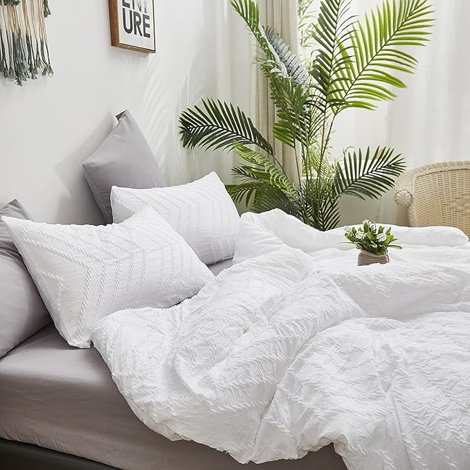 Houseri California King Comforter Set White Boho Tufted Jacquard Bedding Sets Cal King Women Solid White Shabby Chic Comforters Men Modern Soft Comfy Plain White Farmhouse Tassels Bed Quilt King Plus