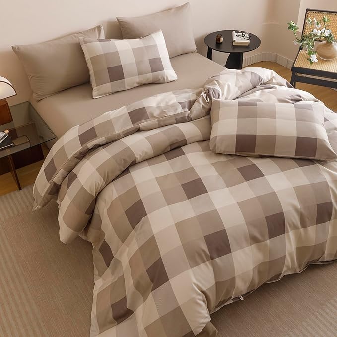 CLOTHKNOW Khaki Grey Gingham Plaid Queen Comforter Set Buffalo Check Bedding Comforter Sets Geometric Comforter Queen with 2 x Pillow Cases