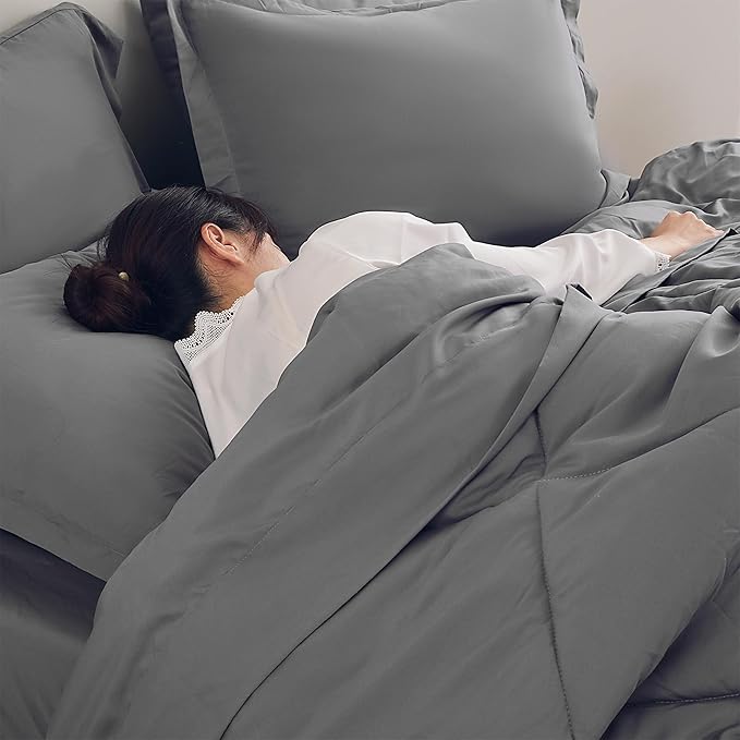 SLEEP ZONE Twin Comforter Set, 7 Pieces Comforter Bed in A Bag, Solid Color All Season Soft Down Alternative Comforter & Luxurious Microfiber Bed Sheets (Grey Square, Twin)
