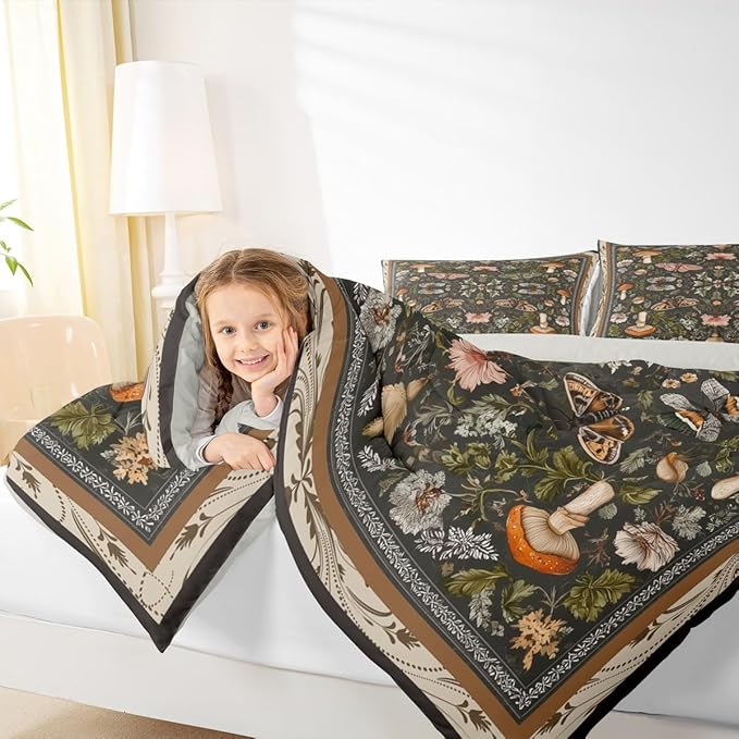 Erosebridal Boys Gothic Moth Black Comforter Set King, Boho Mushroom Bedding Set Butterfly Vintage Floral Comforter, Retro Leaf Wild Mushroom Quilt with 2 Pillowcases for Kids Teens Women Men
