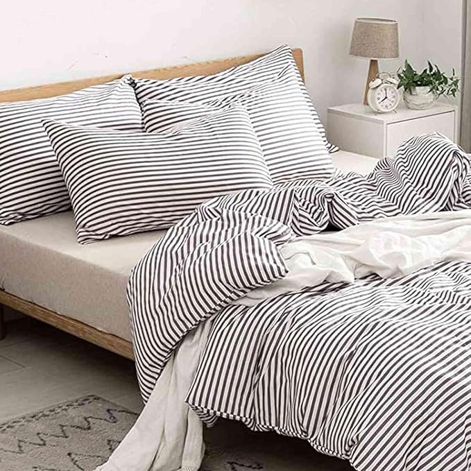 Nanko Queen Size Comforter Set, Grey and White Striped Print Pattern Soft Reversible Down Alternative Quilted Duvet Insert Bed Sets, Bedding Sets in a Bag for Women Men Teen, 90x90 3 Pcs Gray Stripe