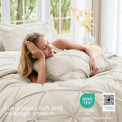 Sasttie Full Size Comforter Set, 7-Piece Bed in a Bag Double, Pintuck Bedding Set for All Season, Includes Comforter, Flat Sheet, Fitted Sheet, Pillowcases and Pillowshams, Beige