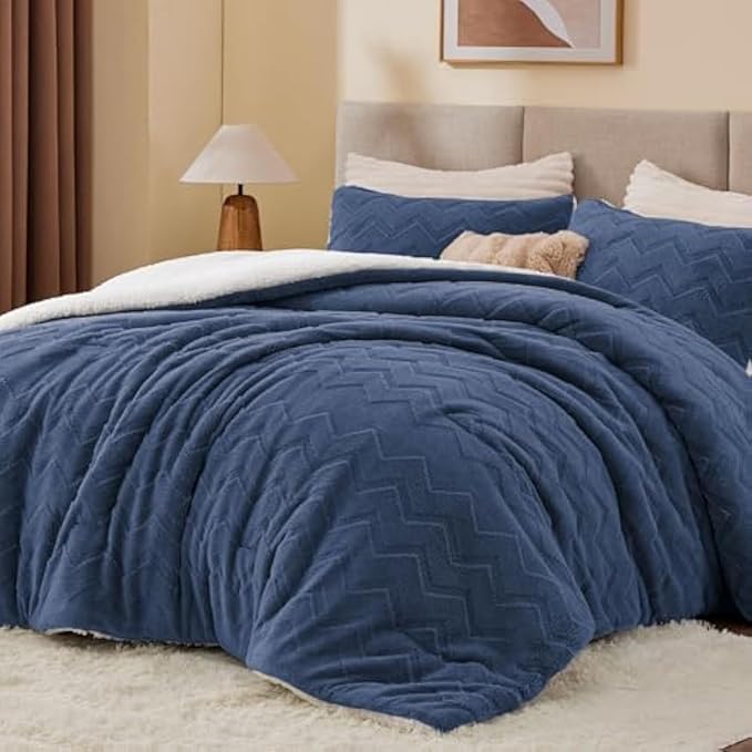 BEDELITE Fluffy Full Size Comforter Set - Super Soft Sherpa Navy Comforter for Full Size Bed, Luxury Warm Bedding Set for Winter, Fuzzy Bed Set 3 Pieces (1 Comforter, 2 Pillowcases)