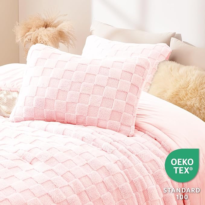 CozyLux Fleece King Comforter Set Blush Pink,Super Soft & Warm Fluffy Bedding with Checkered Pattern,Luxury Fuzzy Heavy Bed Set for Winter,3 Pieces,1 Comforter and 2 Pillowcases