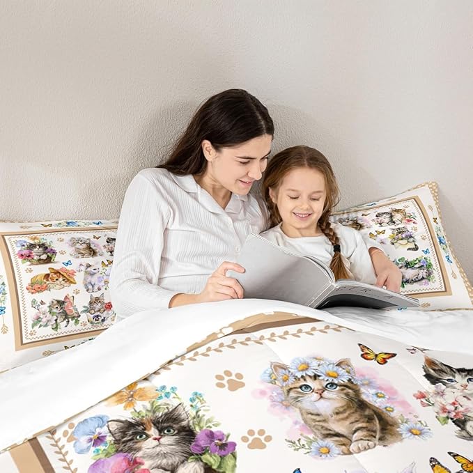 Cute Cats Kids Comforter Set Queen Size,Cartoon Animal Paws Print Toddler Bedding Set,Girls Boys Adults Room Decor,Butterfly Flowers Romantic Down Comforter,Bright Lovely Duvet Insert,2 Pillowcases