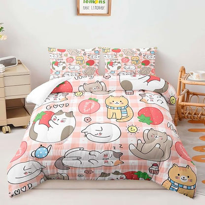 Kawaii Comforter Set for Girls Kids Kawaii Cat 3 Pieces Bedding Set King Size,Cartoon Strawberry Bed Set Quilts Set Lightweight Soft Microfiber Warm Down Alternative All Season With 2 Pillowcase