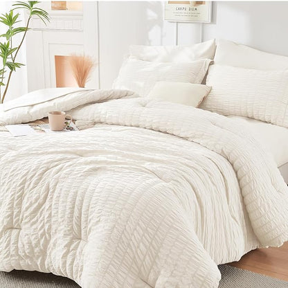 HYMOKEGE Ivory Oversized Queen Comforter Set Seersucker 7 Pieces, All Season Luxury Bed in a Bag for Bedroom, Bedding Set with Comforter, Sheets, Pillowcases & Shams