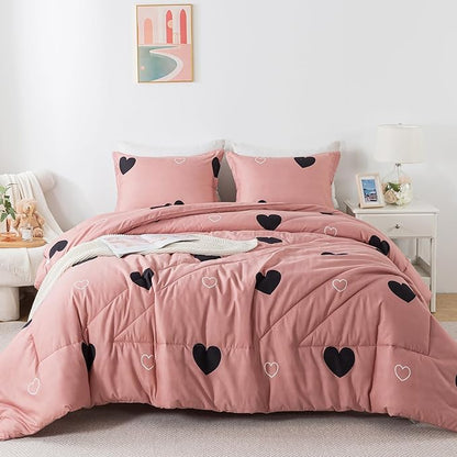 Caressma Love Pattern Girls Pink Comforter Set King Size, Cameo Brown Cute Love Heart Sexy Comforter Bedding Set for All Seasons, Soft Microfiber 3 Pieces Comforter Set with Pillowcases