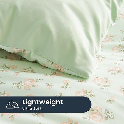 Wake In Cloud - Floral Comforter Set, Coquette Cottagecore Aesthetic Flower Shabby Chic Pattern for Women Teen Girls, Soft Lightweight Bedding, 3 Pieces, Green Pink, Twin/Twin XL Size