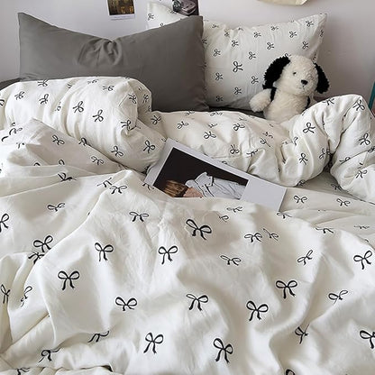 White Queen Comforter Set Black Bow Comforter Set Queen Size, Quilt Bedding Set 3 Pieces, Soft Lightweight Comforter(90‘’ x 90‘’) for Girl All Season & 2 Pillowcases(30‘’x20‘’)