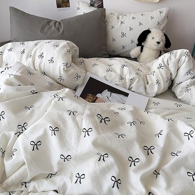 White Comforter Set Full Size Black Bow Quilt Bedding Set 3 Pieces, Comforter Set Full, Soft Lightweight Comforter(79‘’ x 90‘’) for Girl All Season & 2 Pillowcases(30‘’x20‘’)