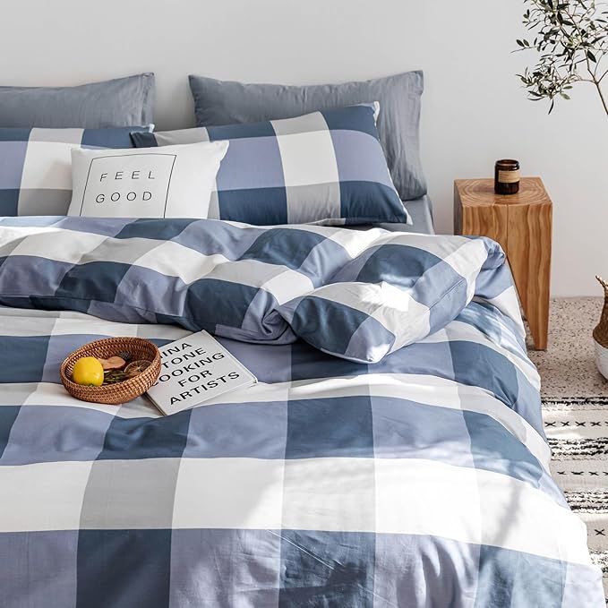 mixinni Full Comforter Set Soft Fluffy Modern Style Checkered Pattern Comforter for Boys Mens, 1 Blue White Grey Geometric Comforter and 2 Pillowcases, All Seasons-Full Size