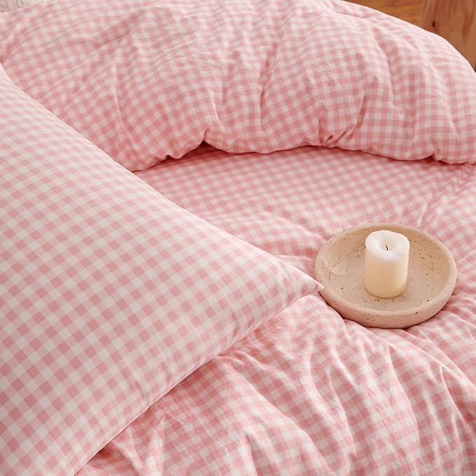 Nayoroom Gingham Comforter Set Queen Size Pink Plaid Checkered Comforter 3 Pieces Soft Lightweight Grid Dorm Bedding Set for All Seasons (1 Comforter, 2 Pillowcases)