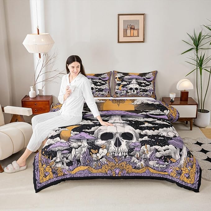 Erosebridal Boys Gothic Halloween Queen Bedding Set, Horror Skull Comforter Set Spooky Halloween Decor Comforter for Kids Teens Adults Gothic Bedroom Decor, Moon and Stars Mushroom Quilt 3 Piece