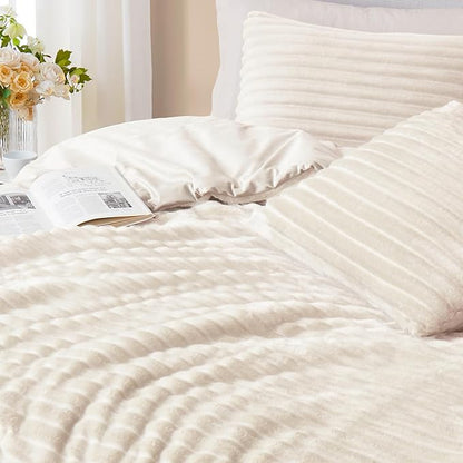 Geniospin Fleece King Size Comforter Set, Soft Fuzzy Fleece King Bedding Set, 3-Pieces White Comforter Set for All Season, Warm Fluffy Comforter with 2 Pillow Cases