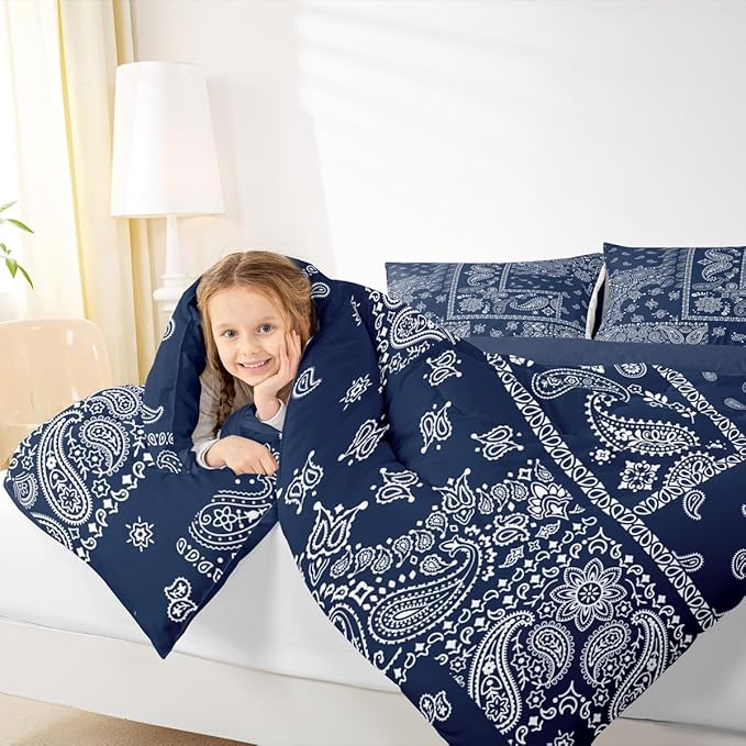 Manfei Boho Paisley Comforter Set King Size, Jacquard Paisley Flower Bedding Set 3pcs, Navy Blue and White Floral Print Down Comforter, Teens Women Adults Room Decor, 2 Pillowcases, No Sheets
