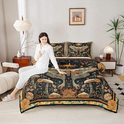 Erosebridal Mystical Luna Moth Comforter Set Full, Halloween Moth Mushroom Bedding Set, Bohemia Floral Black Comforter for Teens Women Men for Boho Room Decor, Vintage Aesthetic Quilt