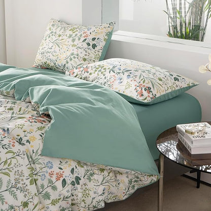 King Comforter Set Floral Soft Cute Floral Bedding Comforter Sets Garden Style Red Flower Print Botanical Flowers Comforter Set King for All Seasons 1 Comforter and 2 Pillowcases