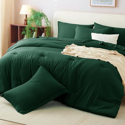 CozyLux Queen Comforter Set Emerald Green, 7 Pieces Bed in a Bag Bedding Comforter Set with Sheets, All Season Boho 7PC Bed Set with Comforter, Fitted Sheets, Flat Sheets, Pillow Shams and Pillowcases