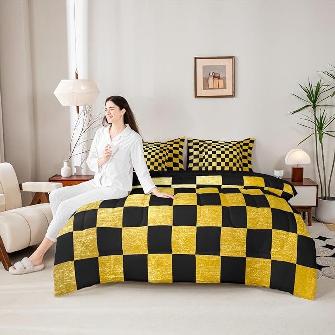 Checkered Retro Comforter Set With Sheets 7 Piece King Size Golden Black Plaid Bed in a Bag Kids Boys Girls Geometric Vintage Bedding Set Modern Simple Groovy Aesthetic Bedroom Decor Breathable Soft