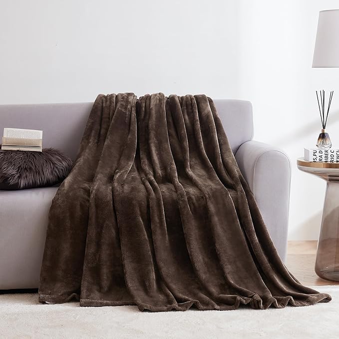 Hansleep Fleece Brown King Blanket, Super Soft Flannel Fuzzy Plush Cozy Blanket for All Seasons, Brown, King 90x108 Inches