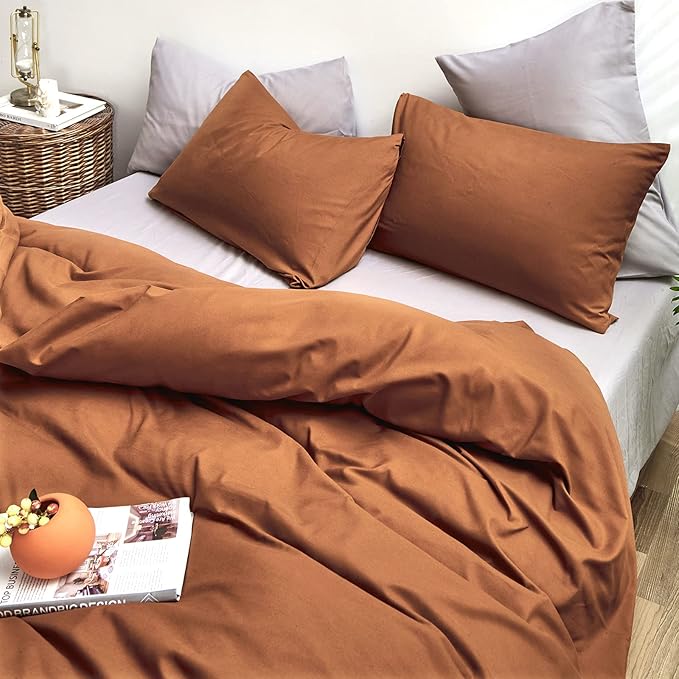 CLOTHKNOW Brown King Size Comforter Set Pumpkin Bedding Comforter Sets Soft Caramel Comforter Burnt Orange Comforters with 2 x Pillow Cases