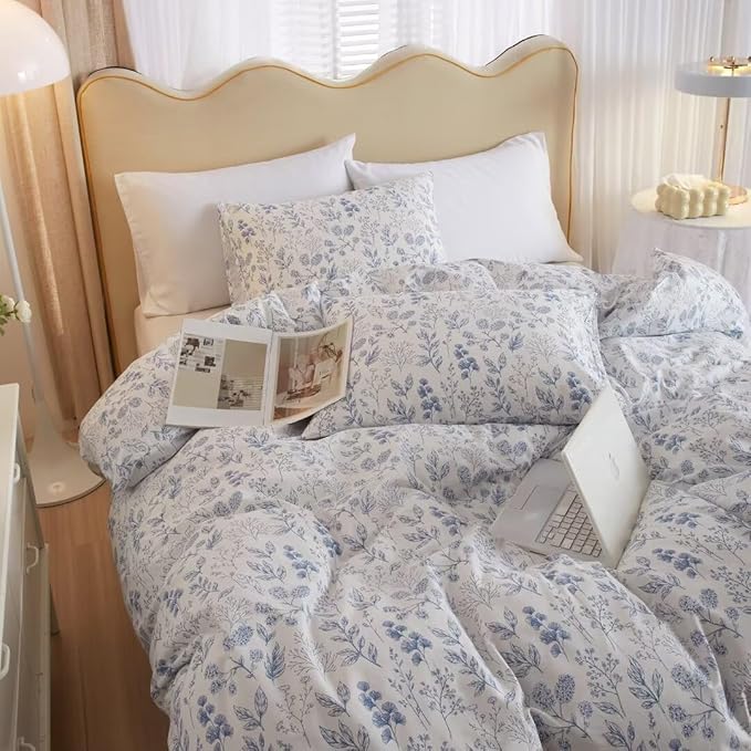 MKXI Queen Comforter Set Cute Blue Floral Bedding Comforter Set White Printed Reversible Soft Comforter Garden Style