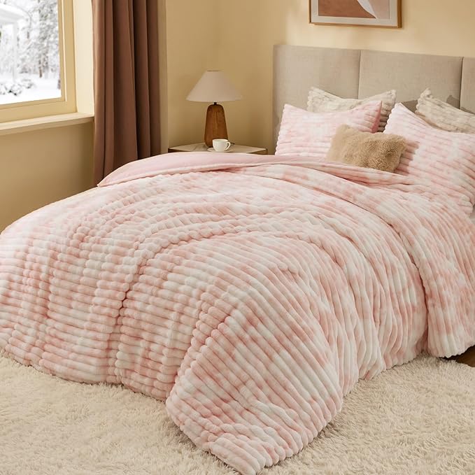 BEDELITE Fleece Full Comforter Set -Super Soft & Warm Fluffy Pink&White Bedding, Luxury Fuzzy Heavy Bed Set for Winter with 2 Pillow Cases