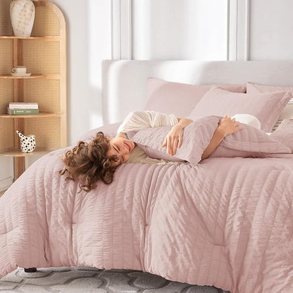 MUXHOMO 7 Pieces King Comforter Set, Seersucker Bed in a Bag King Size, All Season Luxury Bedding Set with Comforter, Flat Sheet, Fitted Sheet, Pillowcases & Shams, Rose Gold